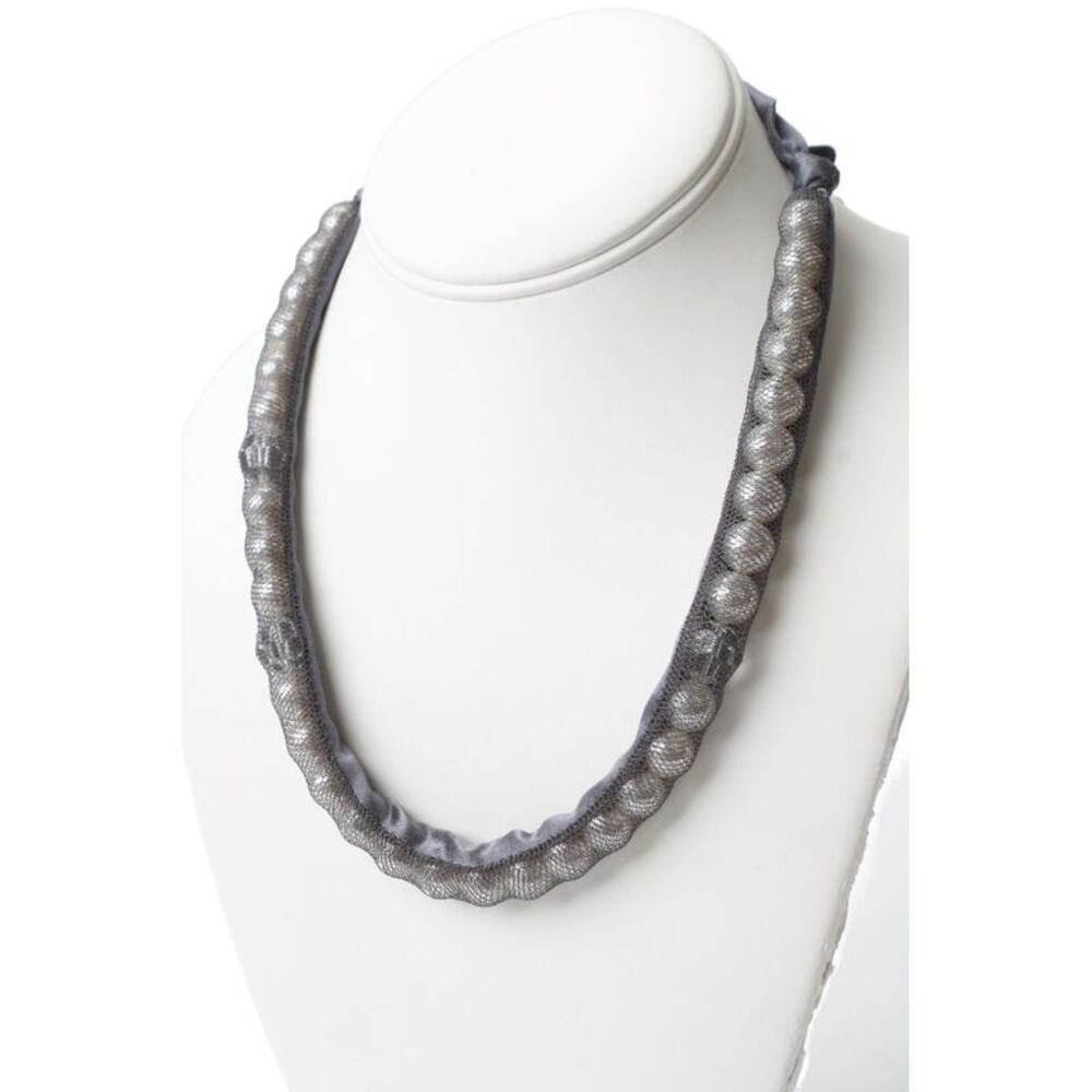 Lanvin Womens Gray Satin Imitation Pearl Ribbon Necklace OS - Picture 3 of 6